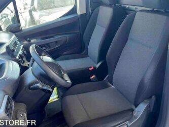 2020-peugeot-partner-1467166-48104071