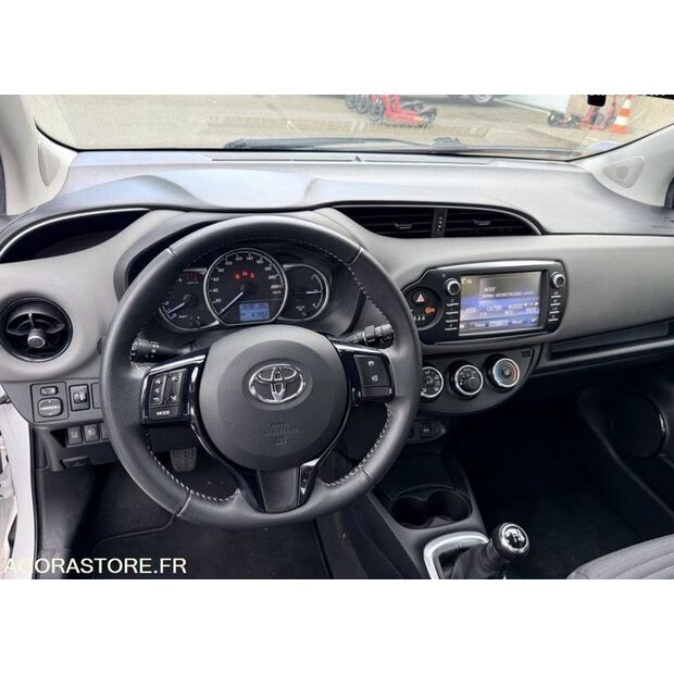 2018 Toyota Yaris-48104182