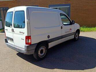 2010-citroen-berlingo-1467174-48104266