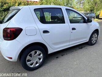 2020-dacia-sandero-1467179-48104380