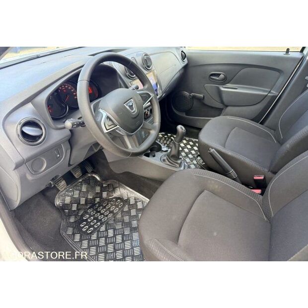 2020 داسيا SANDERO-48104381