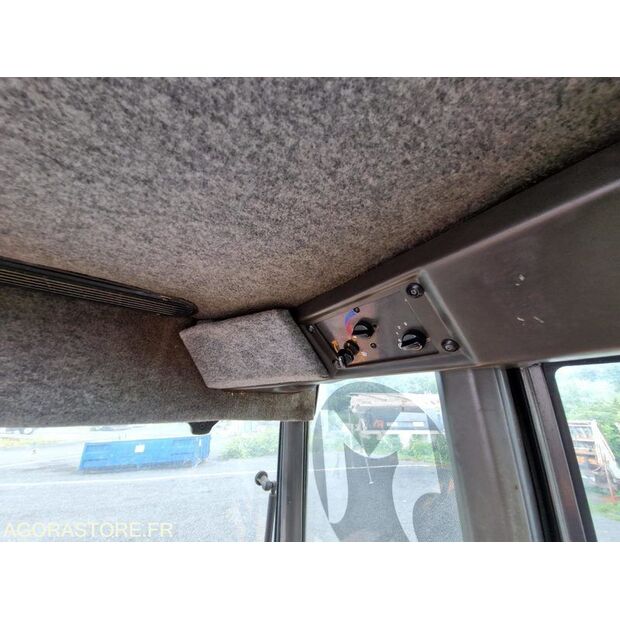 1997 Renault ER105 4R-48104530