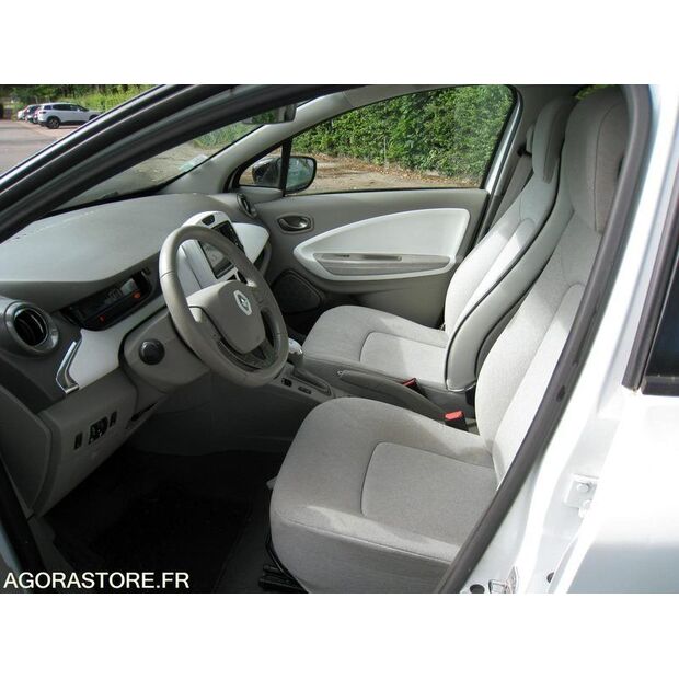2018 Renault ZOE-48104586