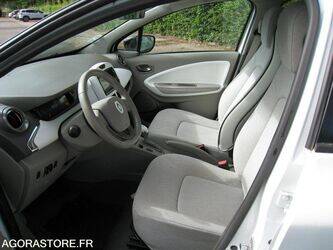 2018-renault-zoe-1466507-48104586