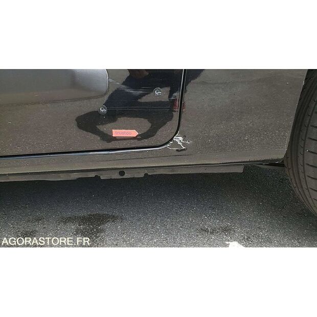 2021 Opel COMBO-48104654
