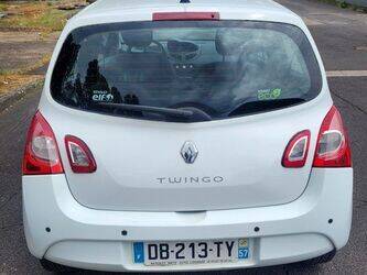 2013-renault-twingo-1466545-48104892