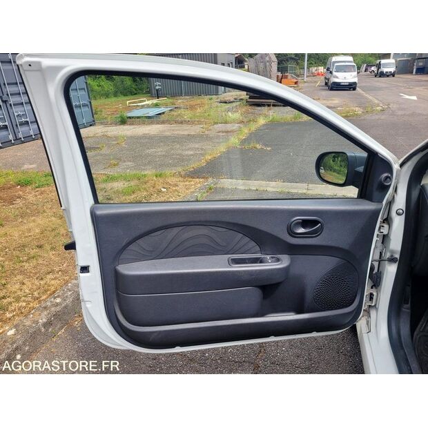2013 رينو Twingo-48104913