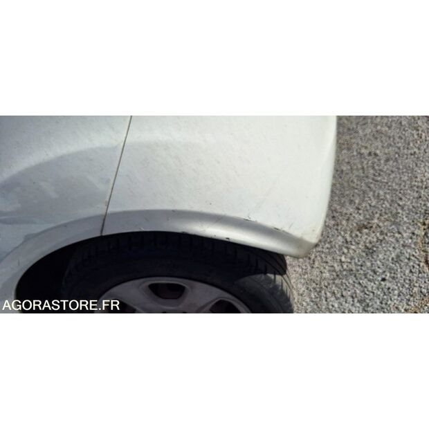 2011 Ford KA-48105125
