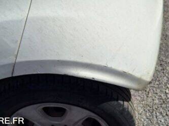 2011-ford-ka-1466550-48105125