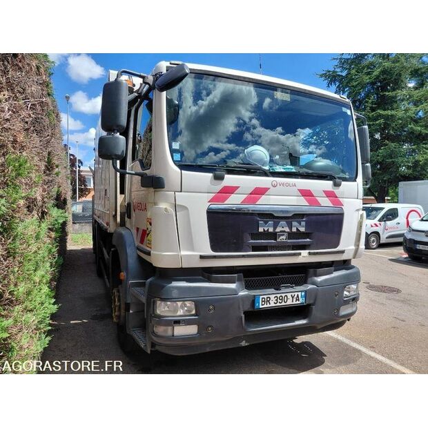 2011 MAN 26.290-48105162