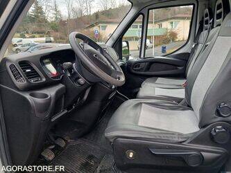 2017-iveco-35c14-1466581-48105224