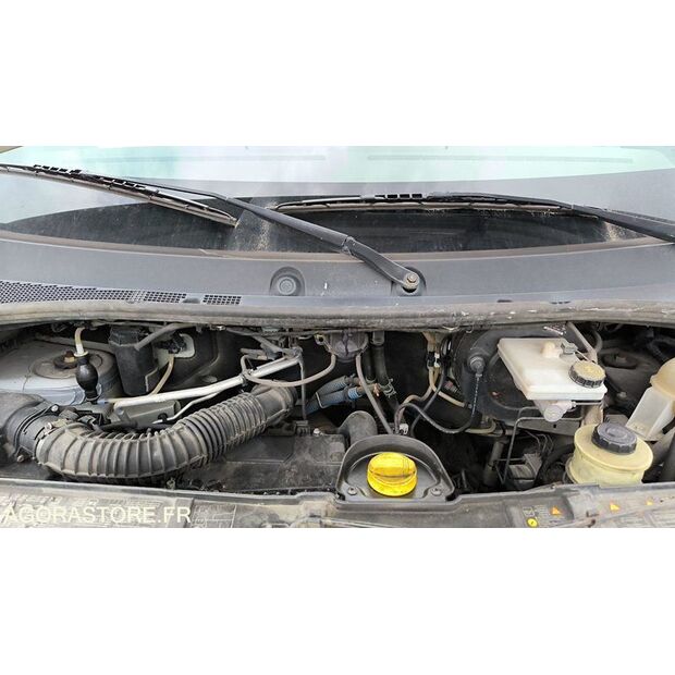 2011 Renault Master-48105276