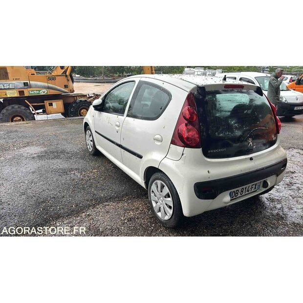 2013 Peugeot 107-48105414
