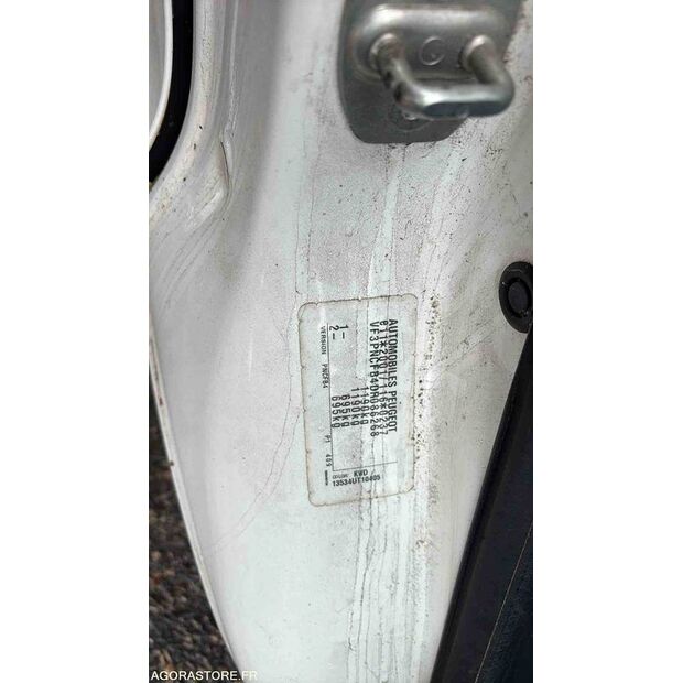 2013 Peugeot 107-48105422