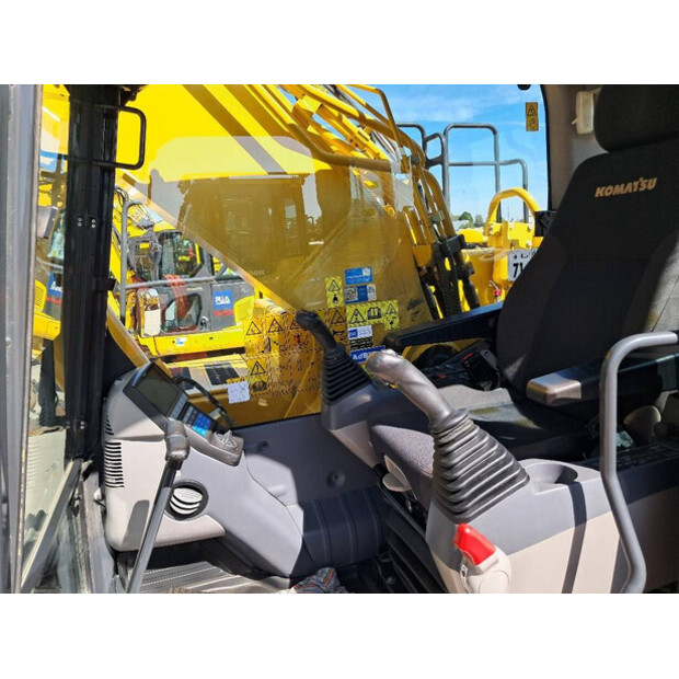 2023 Komatsu PC360LC-11E0-48108833
