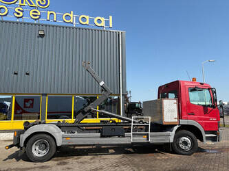 2003-mercedes-benz-atego-1429019-48108984