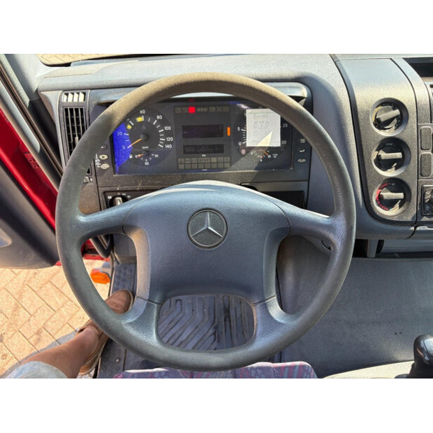2003 Mercedes-Benz ATEGO-48108994