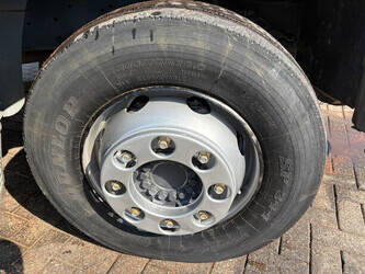 2003-mercedes-benz-atego-1429019-48109003
