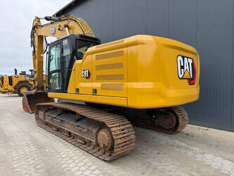 2020-caterpillar-330-1465753-48109353