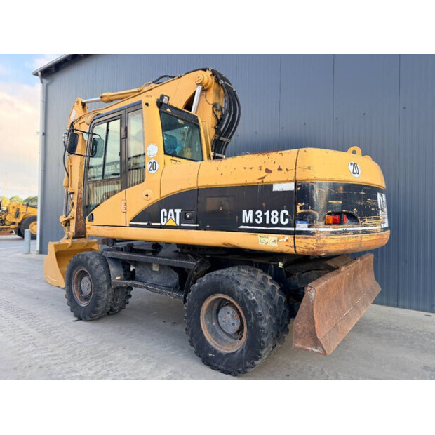 2003 كاتربيلر M318C-48109634