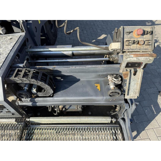 2010 BOMAG BF 600P-48111712