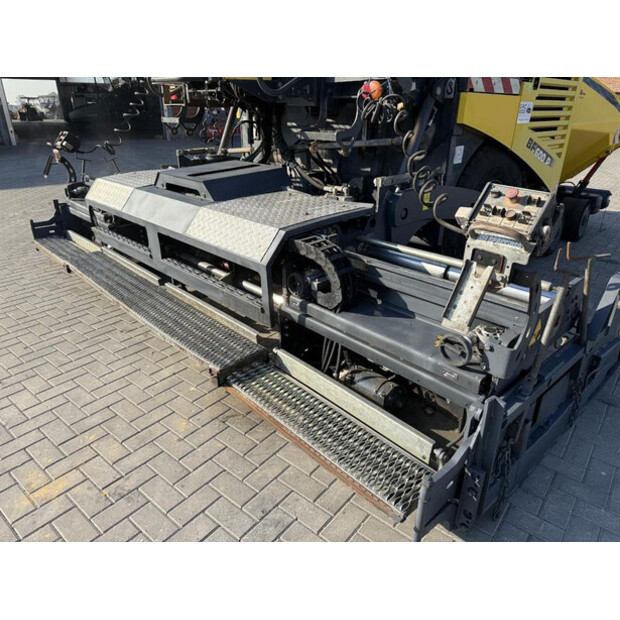 2010 BOMAG BF 600P-48111713
