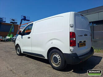 2020-peugeot-expert-1467222-48111724