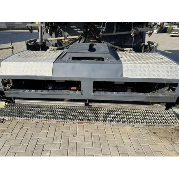 2010 BOMAG BF 600P-48111725