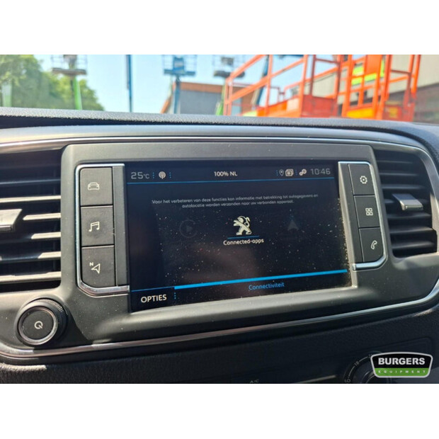 2020 Peugeot Expert-48111738