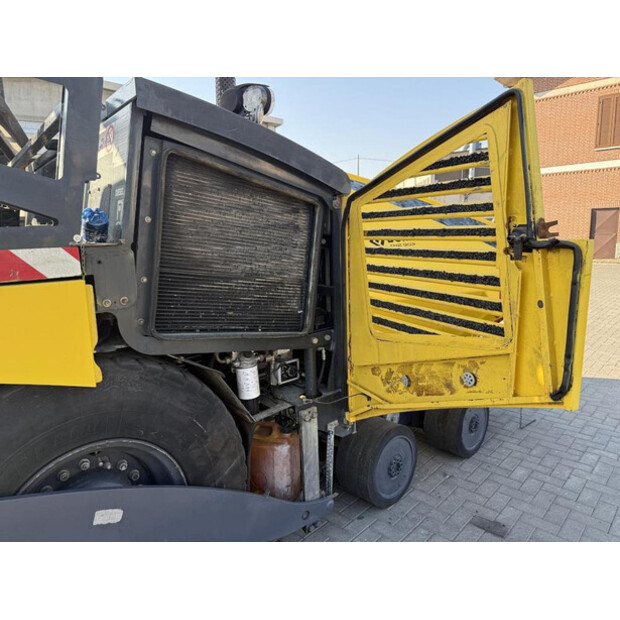 2010 BOMAG BF 600P-48111756