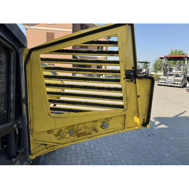 2010 BOMAG BF 600P-48111757