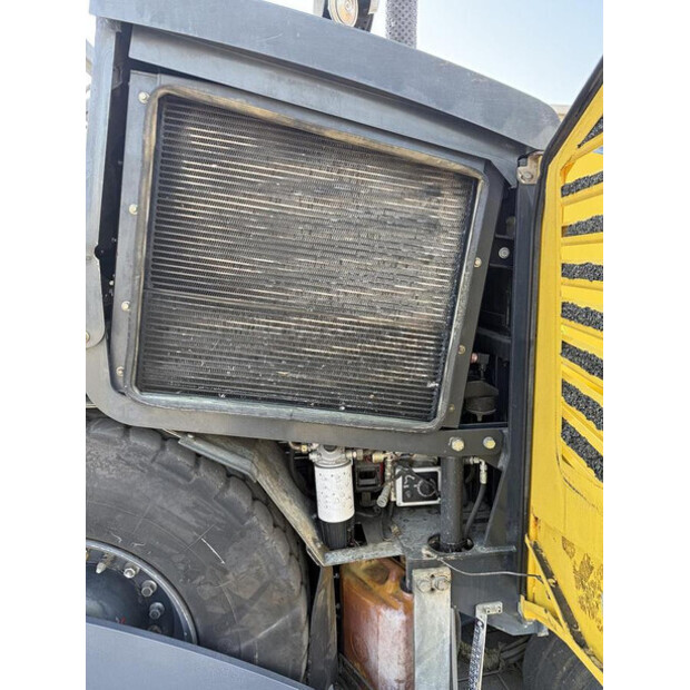 2010 BOMAG BF 600P-48111758