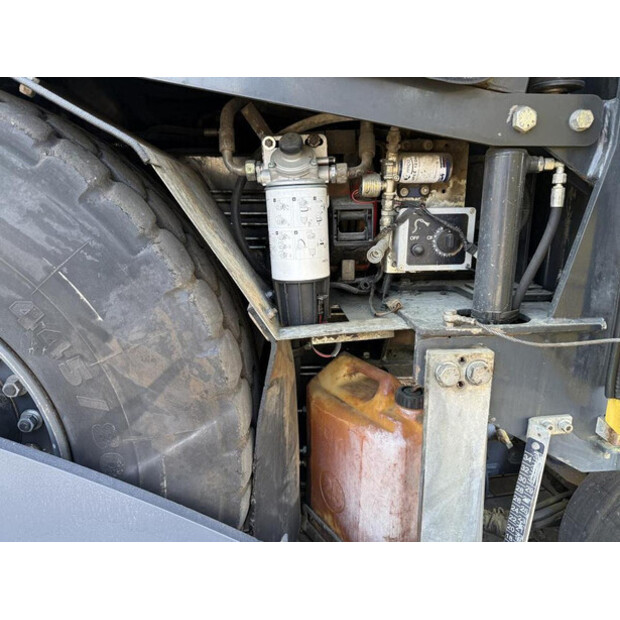 2010 BOMAG BF 600P-48111759