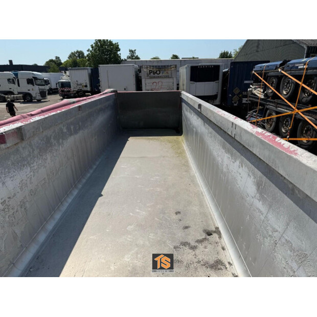 2017 Schmitz Cargobull SGF S3-48111783