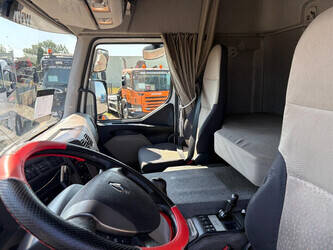 2012-renault-premium-1467226-48111805