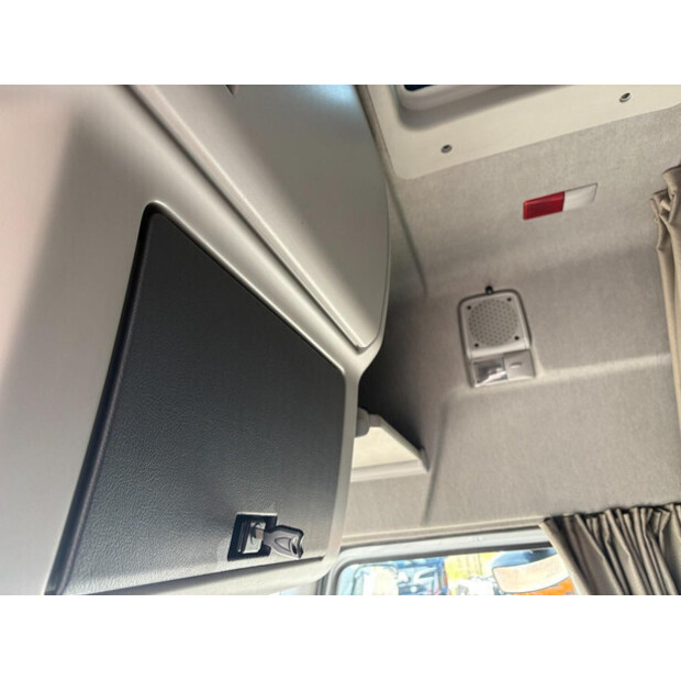 2012 Renault PREMIUM-48111820