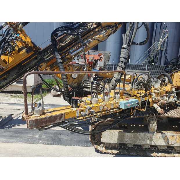 2000 Klemm KR 806-48114442