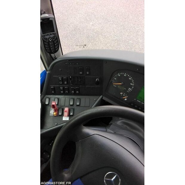 2009 Mercedes-Benz INTOURO-48122437