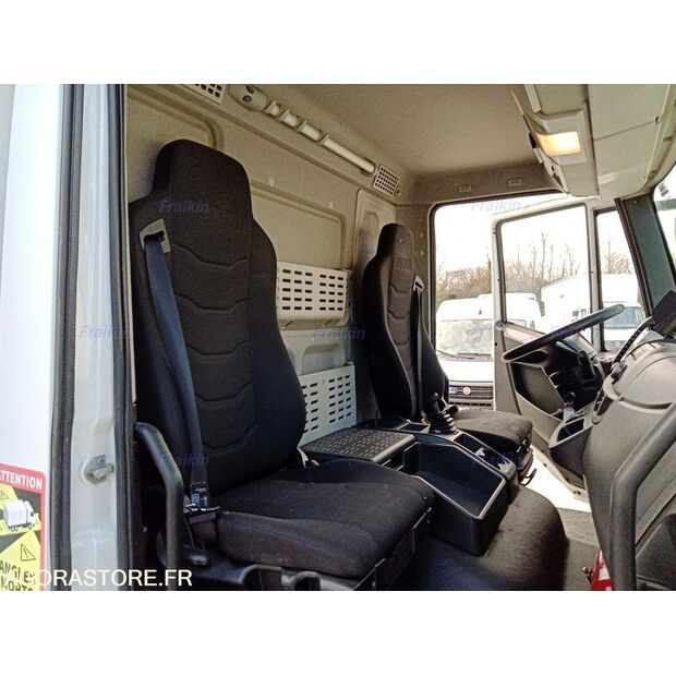 2018 Iveco 35C14-48122542