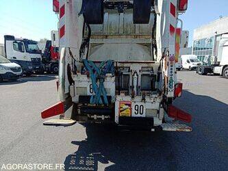 2016-renault-d-wide-1467284-48122697
