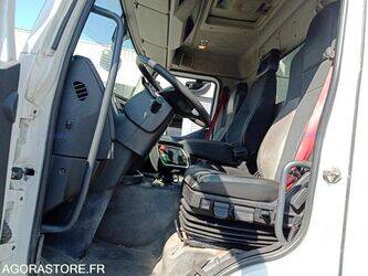 2016-renault-d-wide-1467284-48122703