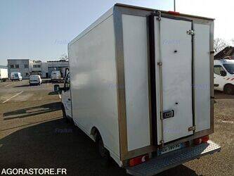 2016-opel-vivaro-1467286-48122743
