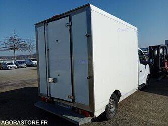 2016-opel-vivaro-1467286-48122744