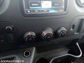 2019-renault-master-1467300-48123044