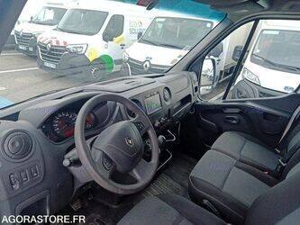 2019-renault-master-1467300-48123045