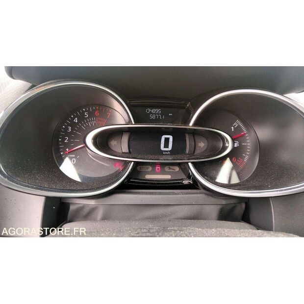 2018 Renault Clio-48123128