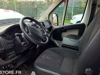 2016-peugeot-boxer-1467306-48123236