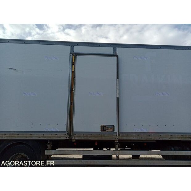 2016 Iveco 120E22-48123294
