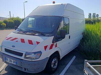 2006-ford-transit-1467310-48123405