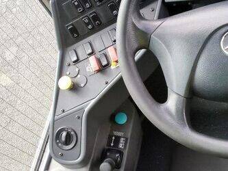 2011-mercedes-benz-intouro-1467312-48123463